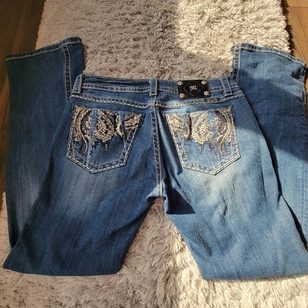 Miss Me women's embellished Signature Rise Boot jeans size 32